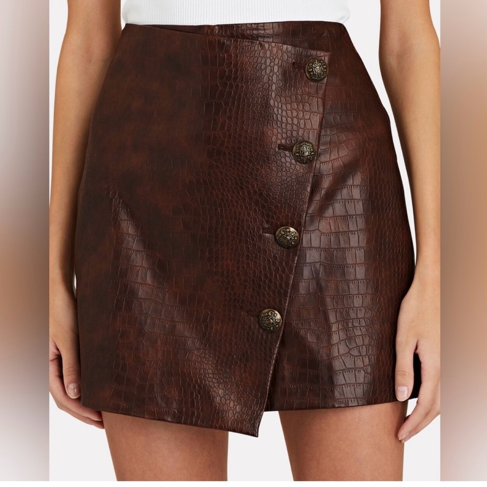 Veronica Beard Brown Faux alligator leather mini skirt size 4